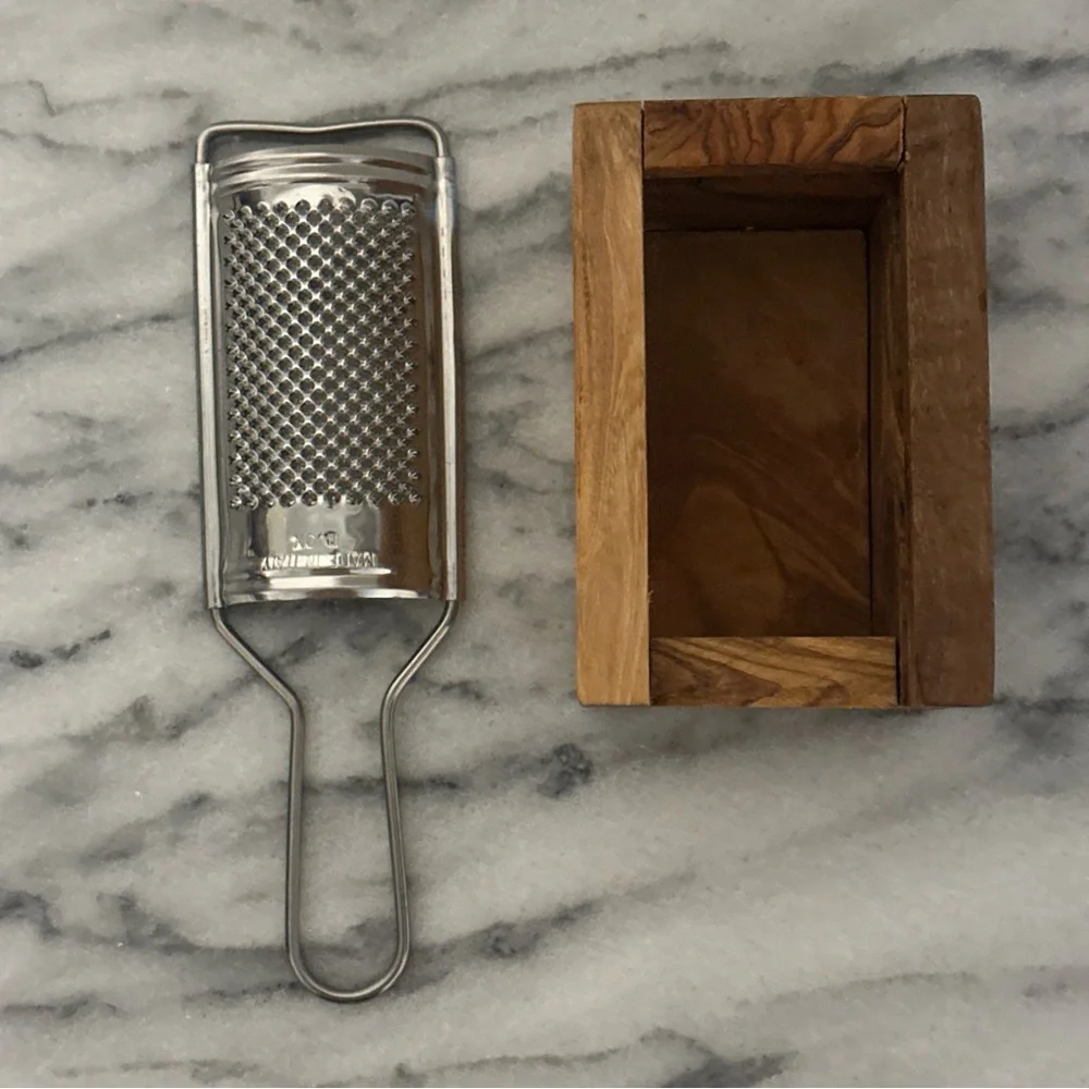 Wood box Cheese Grater made in Italy